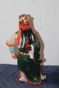 lot 877 image: Vintage Chinese Porcelain Warrior Figurine