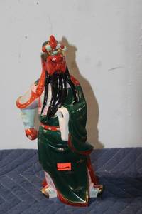 lot 887 image: Hand-Painted Chinese Warrior Figurine - 10 Inch