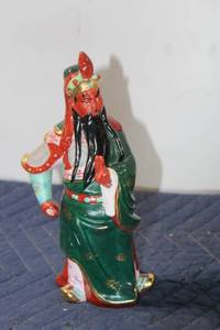 lot 891 image: Vintage Chinese Porcelain Guan Yu Figurine
