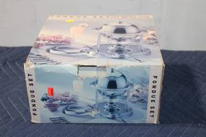 lot 1004 image: Deluxe Chrome Plated Fondue Set with Forks and Accessories