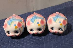 lot 1010 image: Set of 3 Decorative Porcelain Piggy Banks with Floral Design