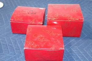 lot 1109 image: Set of 3 Ceramic Lotus Leaf Trays and Decorative Dish