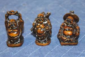 lot 1157 image: Set of 3 Laughing Buddha Figurines