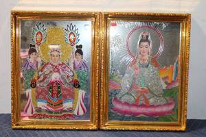 lot 1174 image: Pair of Gold-Framed Religious Foil Art Prints