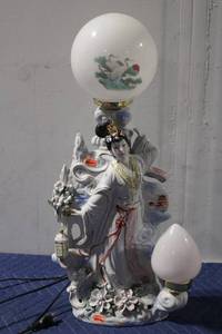 lot 1210 image: Porcelain Asian-Inspired Lamp with Figurine and Floral Details