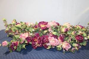 lot 1225 image: Set of 2 Floral Artificial Rose Garlands
