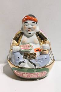 lot 671 image: Vintage Ceramic Happy Buddha Figurine