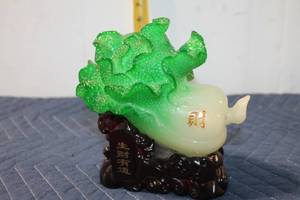 lot A-1030 image: Green and White Cabbage Sculpture with Calligraphy