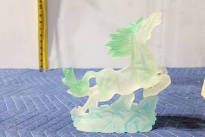 lot 1043 image: Frosted Glass Horse Figurine with Base