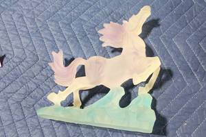 lot 1046 image: Vintage Iridescent Glass Horse Figurine