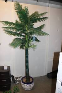 lot 239 image: Large Artificial Palm Tree with Decorative Pot