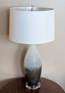 lot 208 image: Speckled Glass Table Lamp