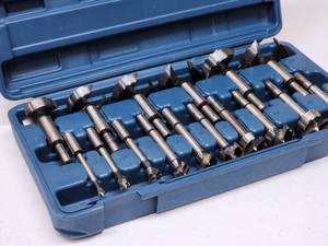 lot 67 image: Rockler Woodworking Forstner Bit Set