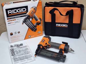 lot 14 image: Ridgid Pneumatic Brad Nailer