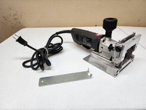 lot 142 image: Craftsman Industrial Electric Plate Biscuit  Jointer