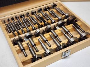 lot 12 image: Forstner Woodworking Bit Set