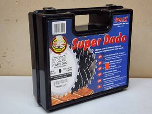 lot 102 image: Freud 8 Super Dado Blade Set