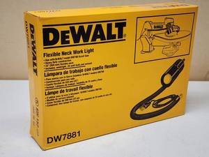 lot 118 image: DeWalt Flexable Neck Work Light