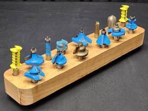 lot 92 image: (14) Assorted 12 ShaperRouter Bits