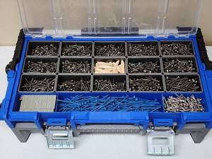 lot 171 image: Kreg Fastner Storage Case Full of Assorted Fastners