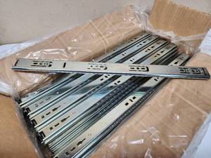lot 180 image: (18) Sets of Top Slide Drawer Slides