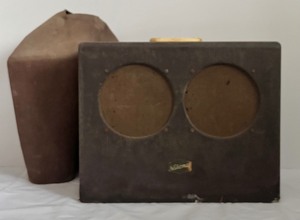 lot 351 image: Vintage National Amp by Valco Mfg. Co