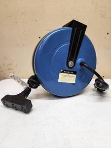 lot 66 image: Rockler Retractable Power Cord Reel