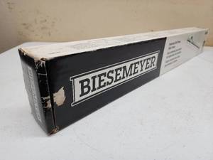 lot 17 image: Biesmeyer Universal Drill Press Table Fence