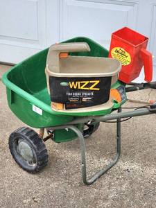 lot 428 image: Assorted Grass Seed Spreaders