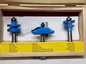 lot 188 image: Rockler Woodworking Router Bit Set