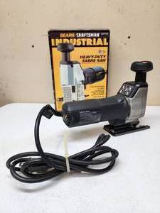 lot 268 image: Craftsman Electric Industrial Heavy-Duty Sabre Saw