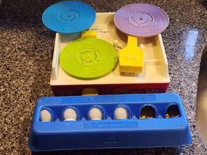 lot 293A image: Vintage Fisher Price Record Player and Egg Carton Toy