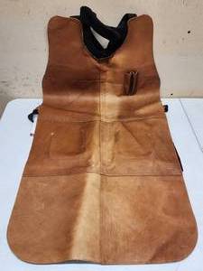 lot 288 image: Quality Made Leather Apron