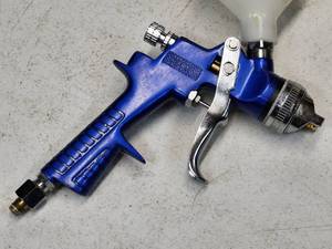 lot 483 image: DeVilbiss Paint Spray Air Gun