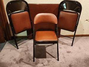 lot 320 image: Folding Card Tables and (3) Chairs