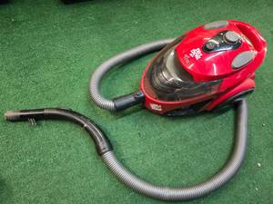 Used Dirt Devil Vacuum Cleaner (Works well like new)
