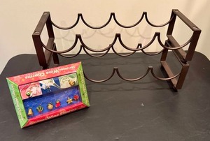 lot 48 image: Two Stackable Wine Holders  Glass Charms