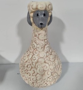 lot 88 image: Ceramic Lamb Vase