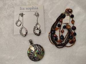 lot 68 image: LIA SOPHIA Jewelry Items
