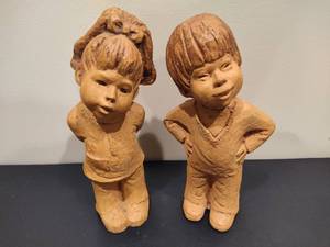 lot 107 image: LEE BORTIN Clay Figurines
