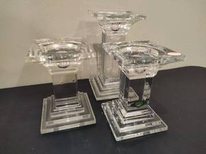 lot 18 image: SHANNON Crystal Pillar Candle Holders (set of 3)