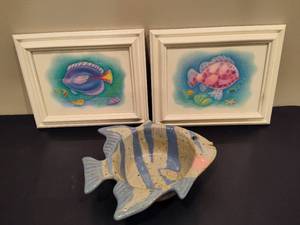 lot 102 image: Fish Framed Art & Pottery