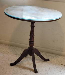 lot 60 image: Mahogany Round Pedestal Side Table, as