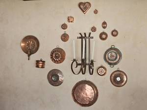 lot 227 image: Folksy Collection of Copper Bake Molds