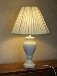 lot 353 image: Minimalist Footed Urn Table Lamp