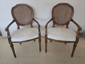 lot 176 image: Vintage Bombay Company Caned Back Pearl Upholstered Carved Accent Chair Pair