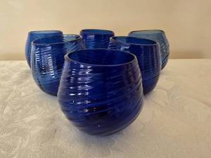 lot 151 image: Amazing Mid-Century Modern Swirl Cobalt Glass Candleholder Set - (6)