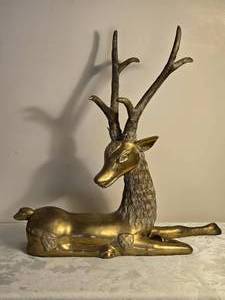 lot 369 image: Amazing Vintage Brass Reindeer Sculpture