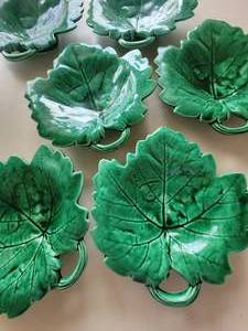 lot 42 image: Vintage French Green Leaf Majolica Serving Plates  6