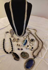 lot 91A image: Sterling Silver Jewelry Collection  Necklaces  Earrings  Pins